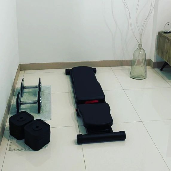 Space saving home gym equipment.  #homegymsg #sgfitness #sgfitfam #homegym #gymequipment #homegymsetup