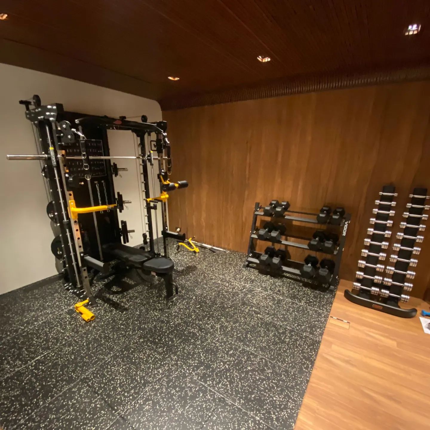 Home gym setup with one of our most popular smith machine.  #homegymsg #sgfitness #sgfitfam #homegym #gymequipment #homegymsetup