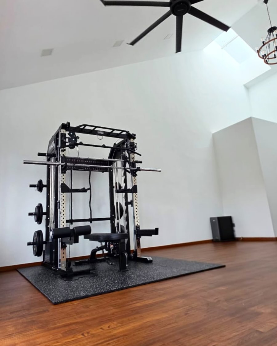 Vigor Titan G9 bundle set with Olympic weight plates and multi adjustable bench