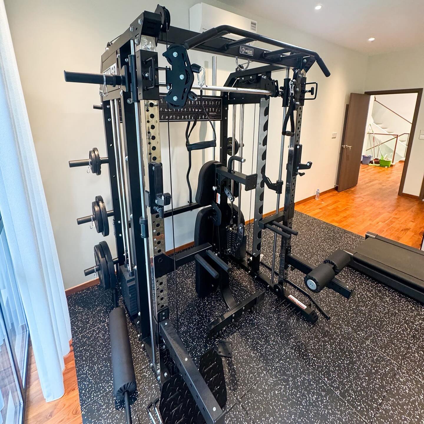 Vigor Titan G9 all in one trainer - one of our most popular machine with more than enough functions for full body workout.