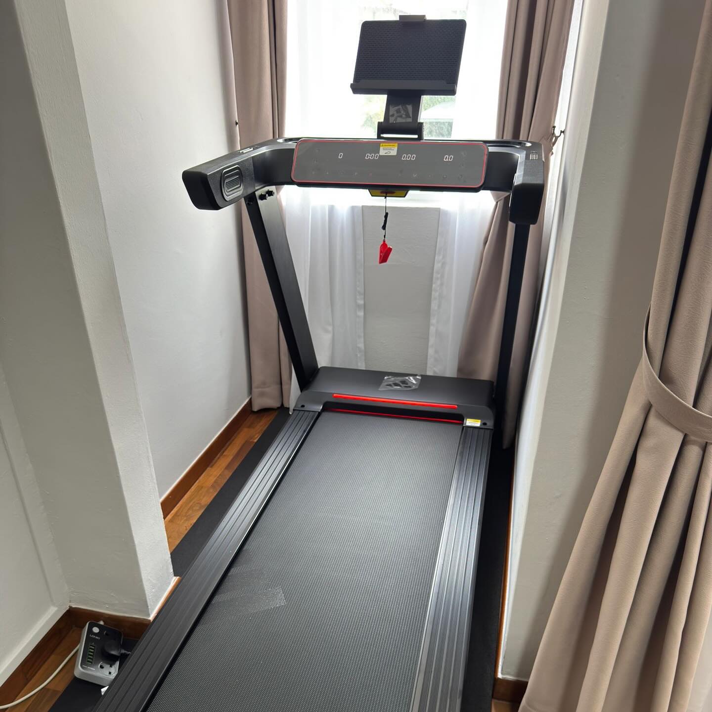 Adidas T23 treadmill
